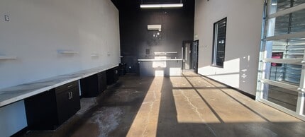 2195 Hyacinth St NE, Salem, OR à louer Photo intérieure– Image 2 sur 8