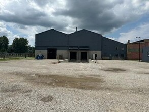 4530 N 25th St, Terre Haute, IN à vendre Photo de l’immeuble– Image 1 sur 1