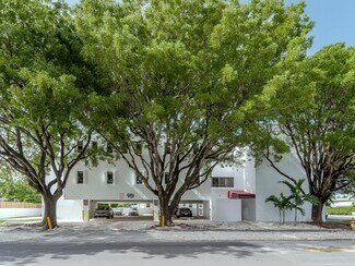 Plus de détails pour 951 S Le Jeune Rd, Coral Gables, FL - Bureau à vendre