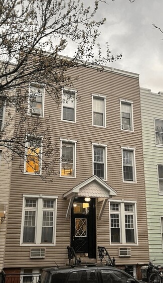 Plus de détails pour 60 Diamond St, Brooklyn, NY - Logement à vendre