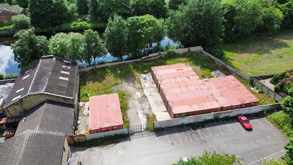 Newgate, Mirfield à louer - Photo de l’immeuble – Image 1 sur 1