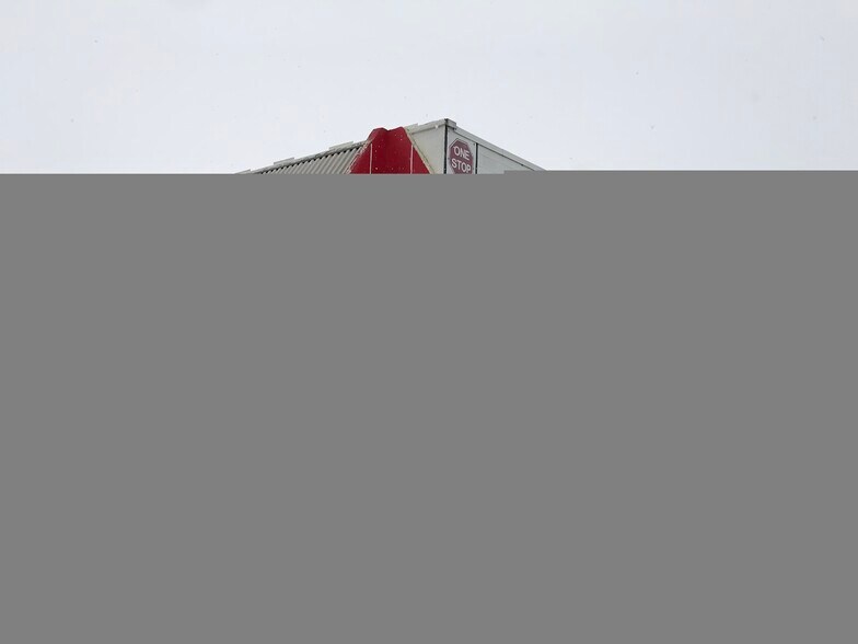 5420 43 St, Red Deer, AB à vendre - Photo de la construction – Image 1 sur 1