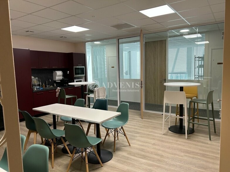 Bureau dans Tours à louer - Photo intérieure – Image 3 sur 12