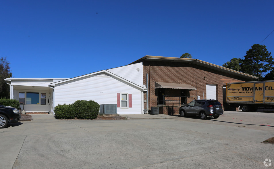 114 Winola Ct, Greensboro, NC à louer - Photo principale – Image 1 sur 6