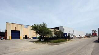 Plus de détails pour 355 Attwell Dr, Toronto, ON - Industriel/Logistique à louer