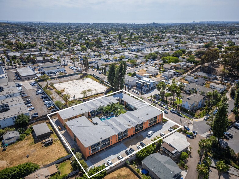 5055 73rd St, San Diego, CA à vendre - Photo de l’immeuble – Image 3 sur 58