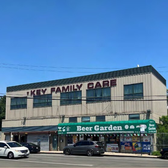 13411 Hillside Ave, Jamaica, NY à vendre - Photo de l’immeuble – Image 1 sur 2