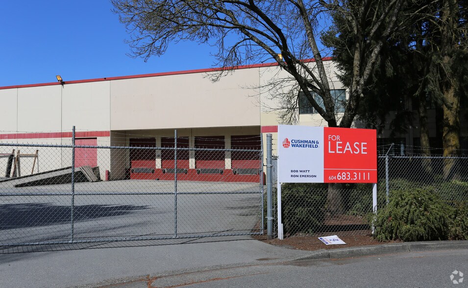 2051 Viceroy Pl, Richmond, BC à louer - Photo de l’immeuble – Image 2 sur 3