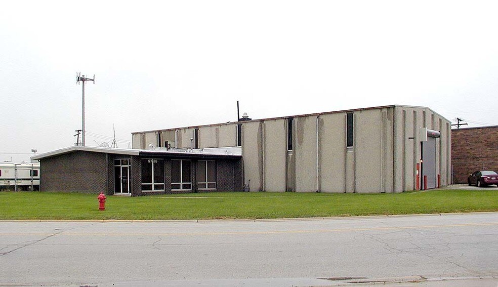 9720 Industrial Dr, Bridgeview, IL à louer - Photo de l’immeuble – Image 3 sur 5