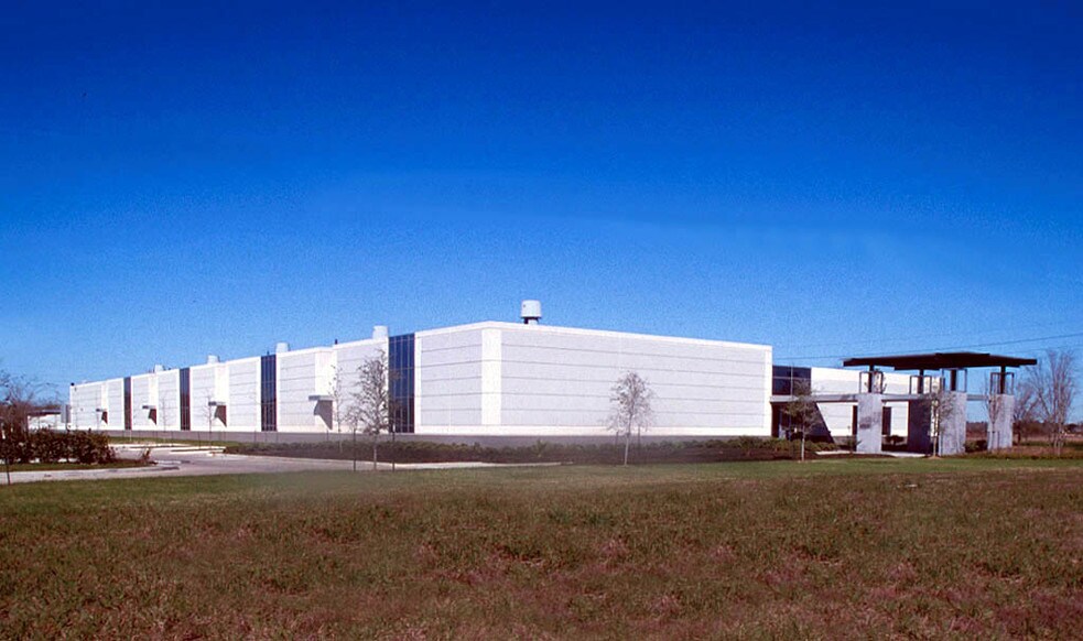 1600 Industrial Blvd, Sugar Land, TX à vendre - Photo de l’immeuble – Image 1 sur 7