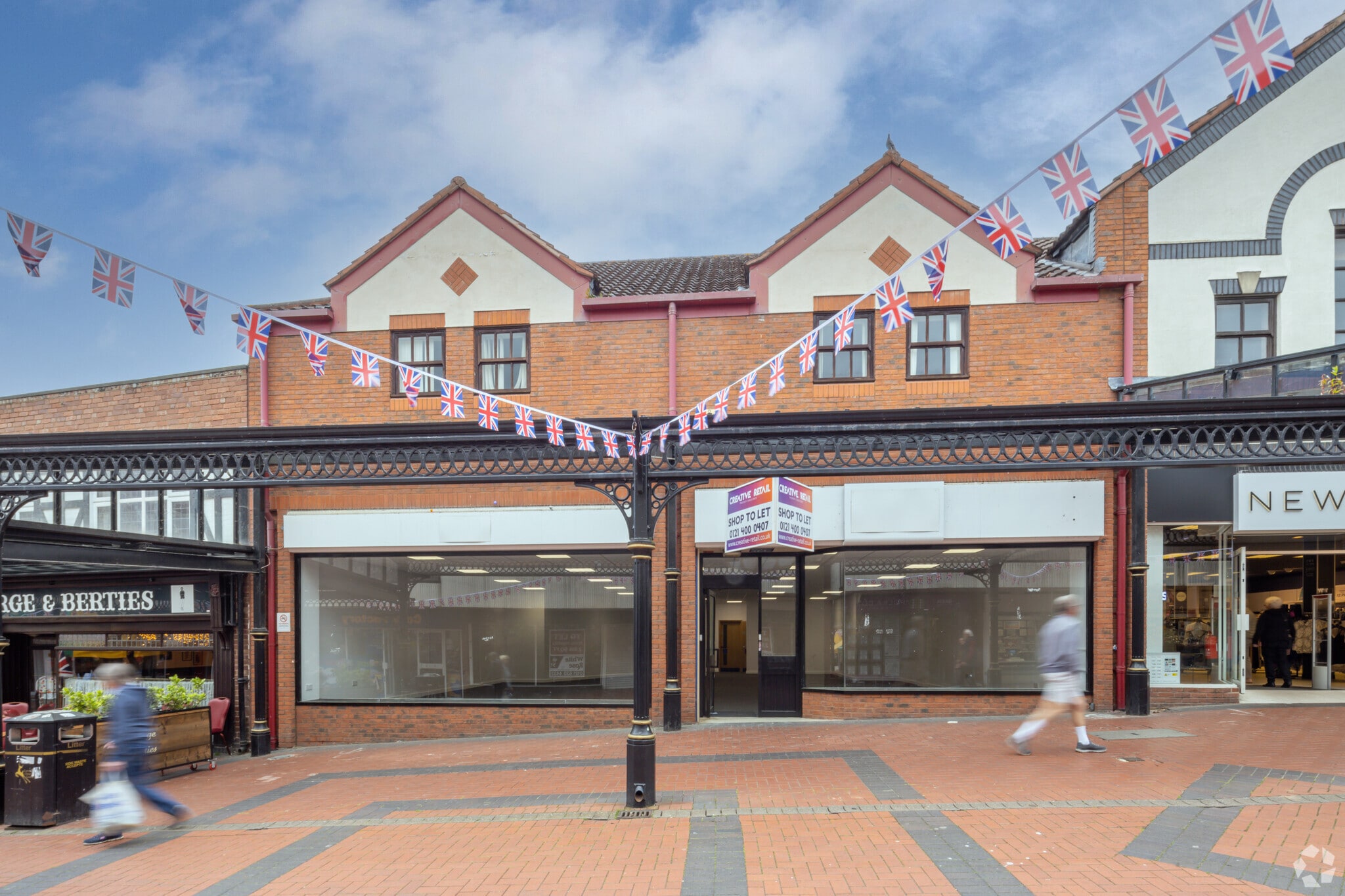 Market Hall St, Cannock à louer Photo de l’immeuble– Image 1 sur 6