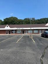 200-232 Middle Country Rd, Middle Island, NY à louer Photo intérieure– Image 1 sur 7
