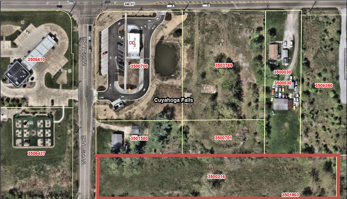 VL Wyoga Lake Rd, Stow, OH à vendre Aérien– Image 1 sur 3