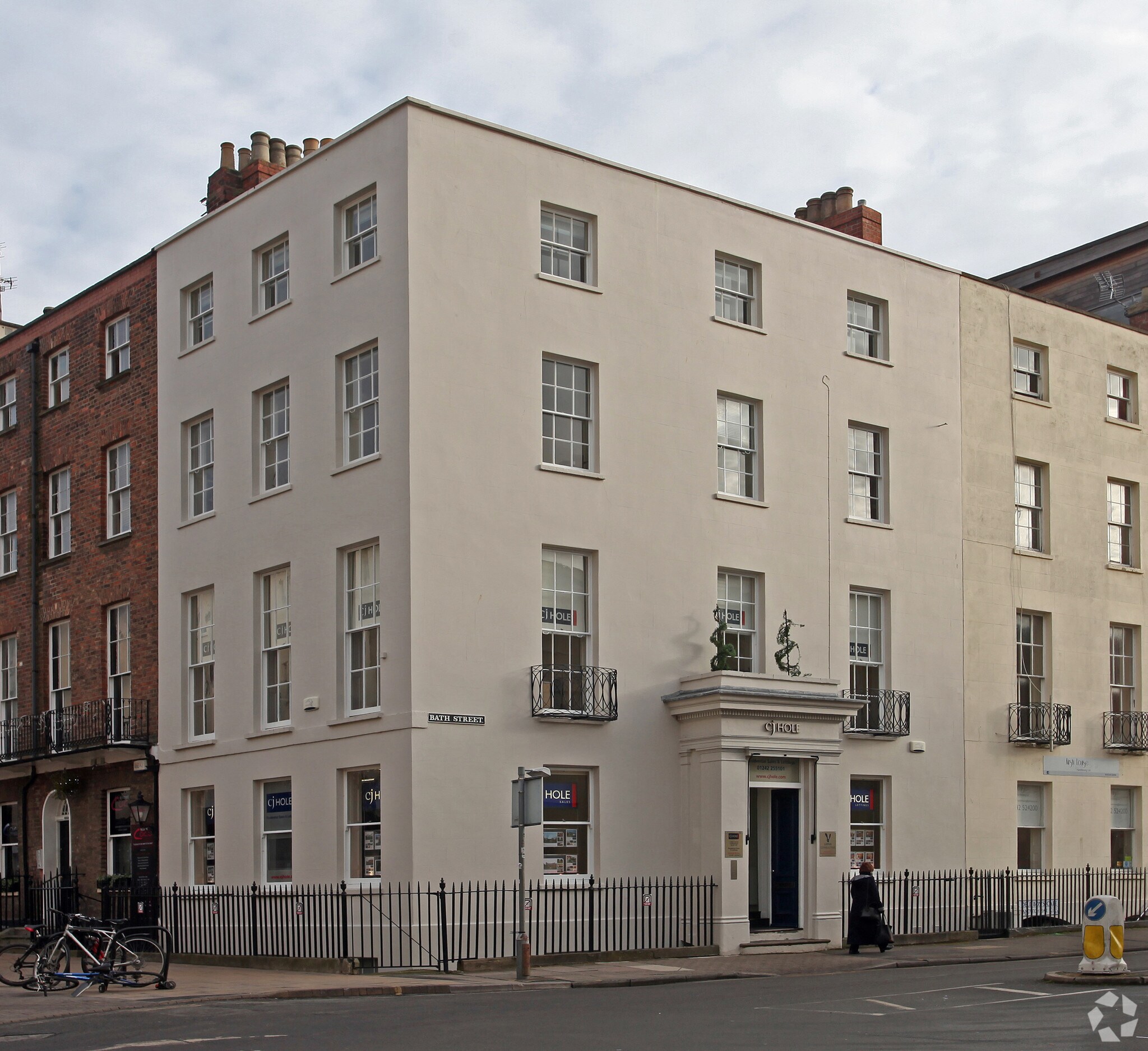 1 Bath St, Cheltenham à louer Photo principale– Image 1 sur 4