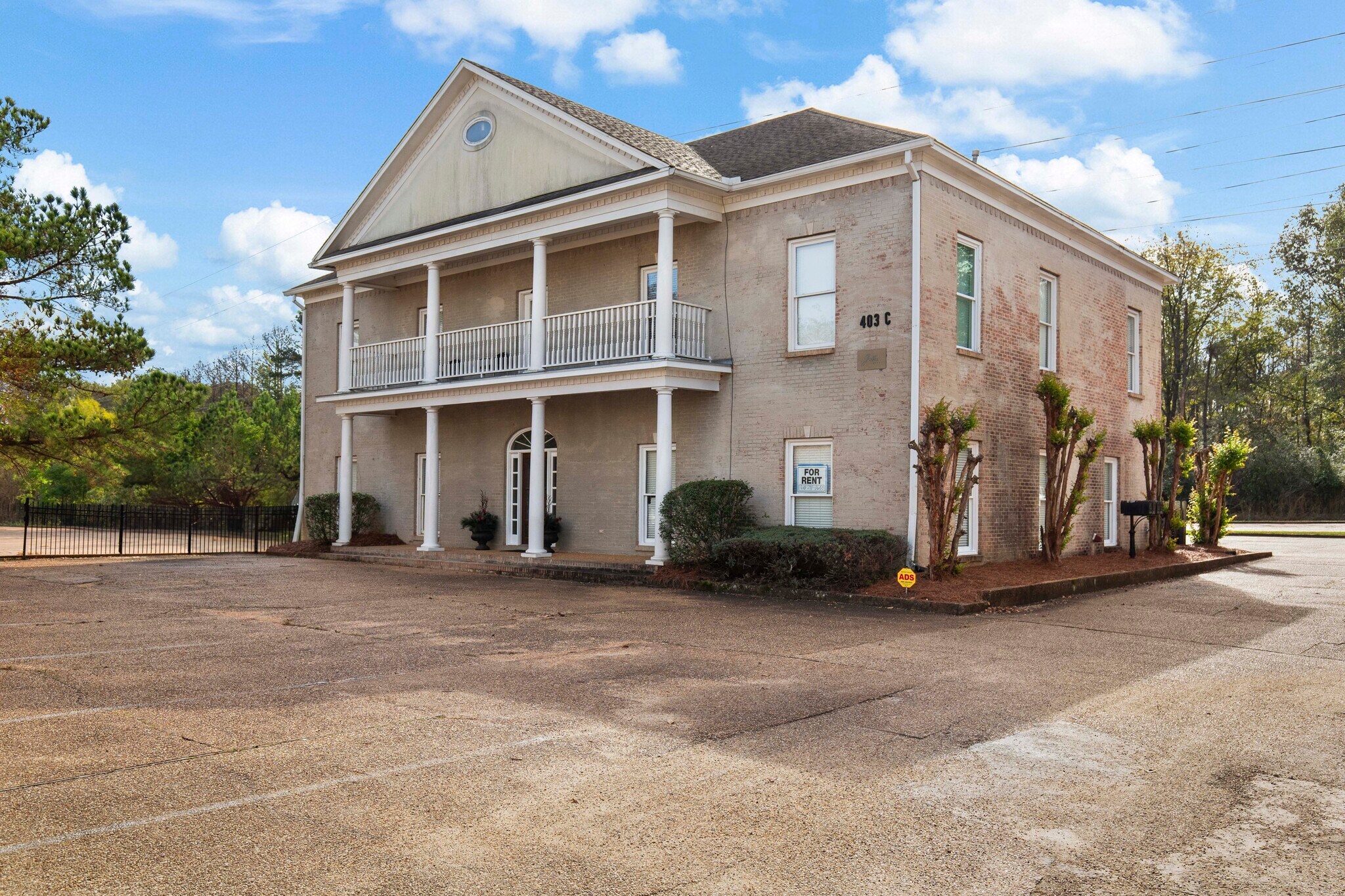 403-C Towne Center Blvd, Ridgeland, MS à vendre Photo de l’immeuble– Image 1 sur 44