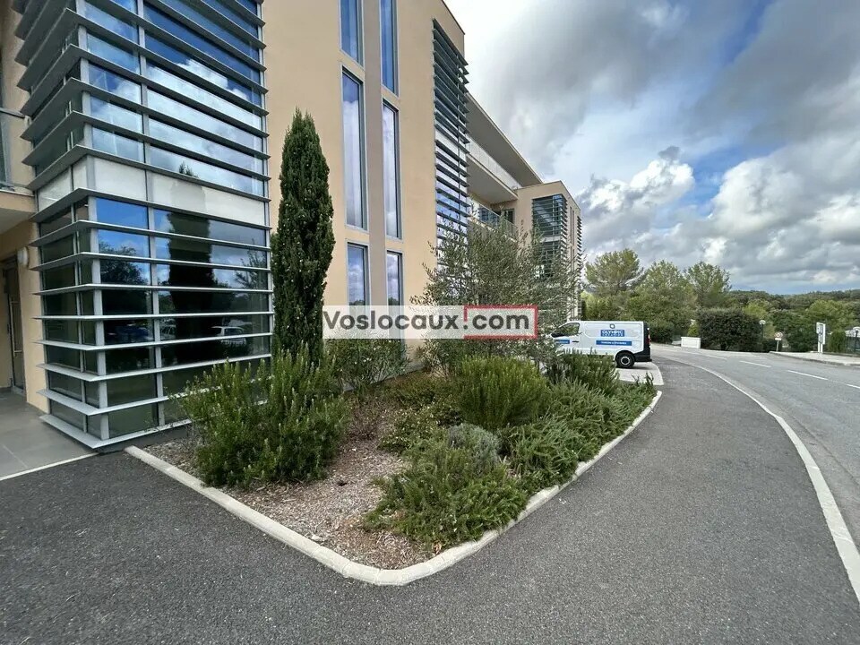 Local commercial dans Biot à louer Photo de l’immeuble– Image 1 sur 6