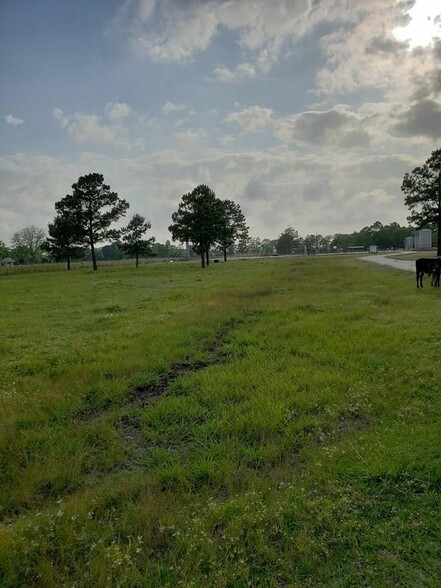9701 N Main St, Baytown, TX à vendre - Photo de l’immeuble – Image 2 sur 6