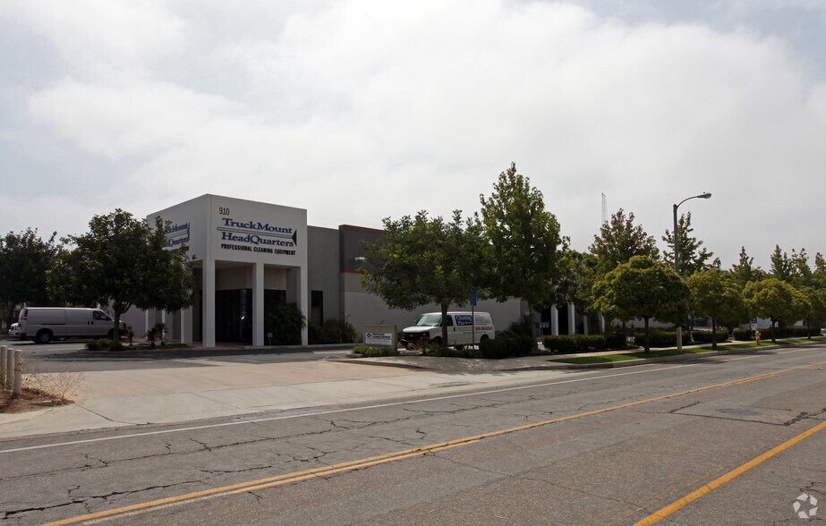 900-910 Graves Ave, Oxnard, CA à louer - Photo principale – Image 2 sur 5