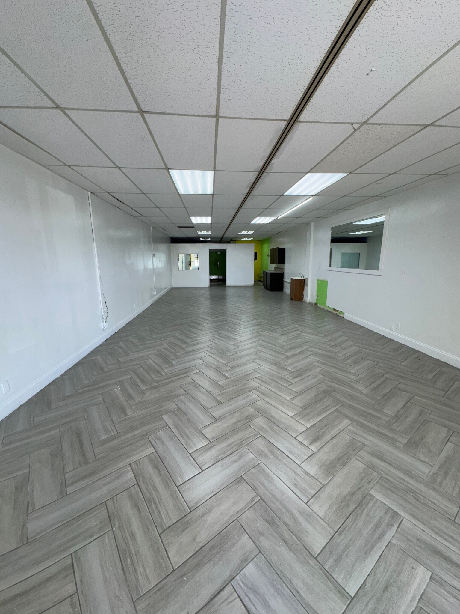 4373-4399 N University Dr, Fort Lauderdale, FL à louer Photo intérieure– Image 1 sur 2