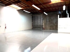 23950-23996 Clawiter Rd, Hayward, CA à louer Photo intérieure– Image 2 sur 5