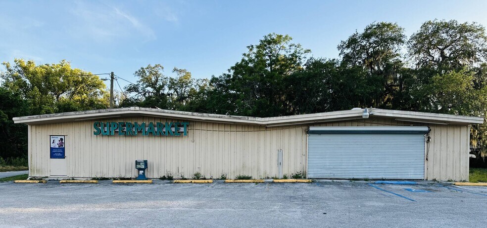 16300 E Colonial Dr, Orlando, FL à louer - Photo de l’immeuble – Image 1 sur 5