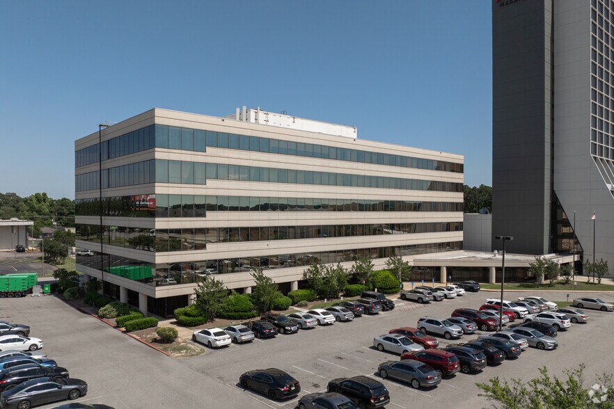 3103 Airport Blvd, Mobile, AL à louer - Photo de l’immeuble – Image 2 sur 10