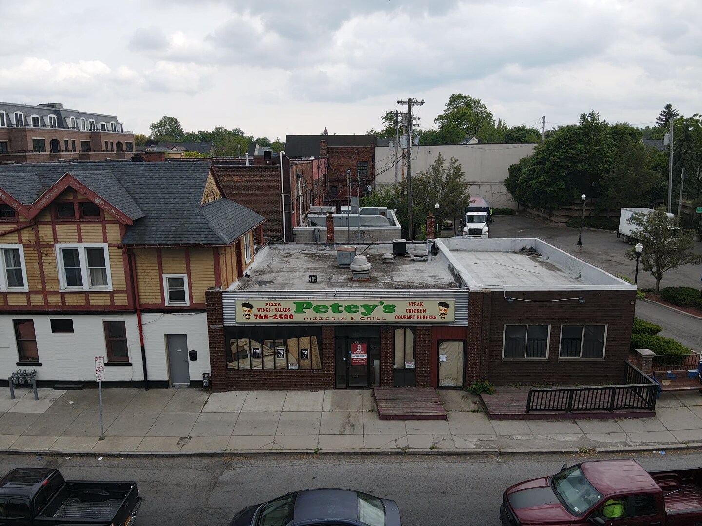 577 Forest Ave, Buffalo, NY à louer Photo de l’immeuble– Image 1 sur 6