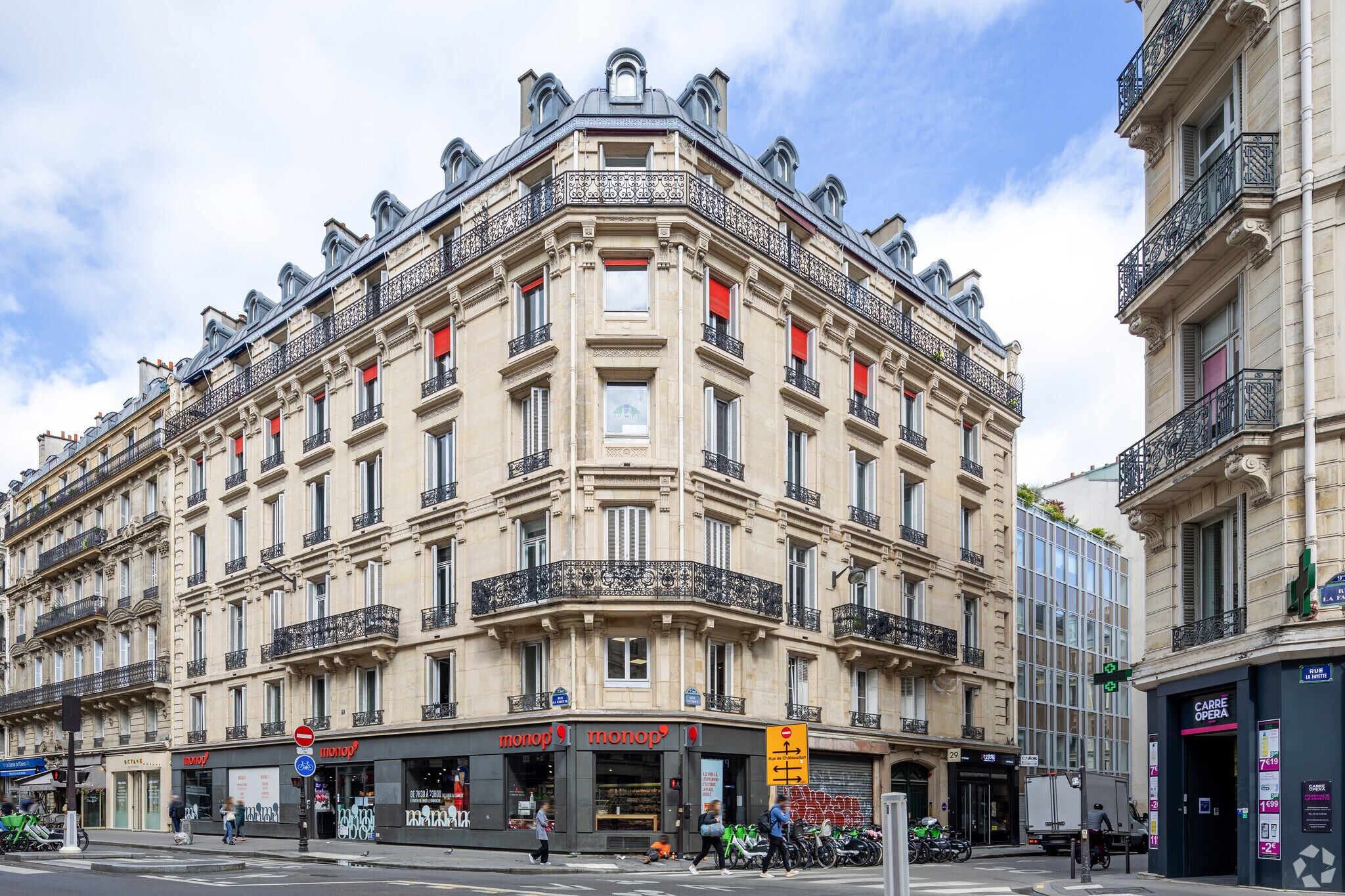 29 Rue Taitbout, Paris à louer Photo de l’immeuble– Image 1 sur 12
