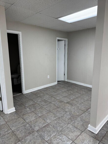 9320 Two Notch Rd, Columbia, SC à louer - Photo de l’immeuble – Image 2 sur 9
