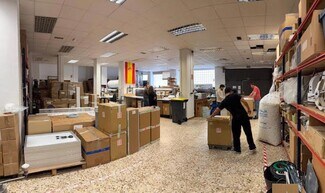 Plus de détails pour Local commercial à louer