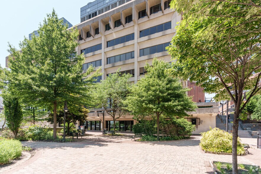 800 N King St, Wilmington, DE à louer - Photo de l’immeuble – Image 2 sur 21
