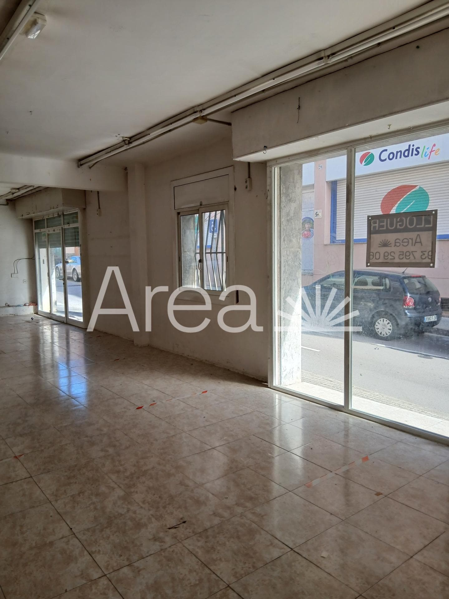 Local commercial dans Vilassar de Mar, Barcelona à louer Photo intérieure– Image 1 sur 9