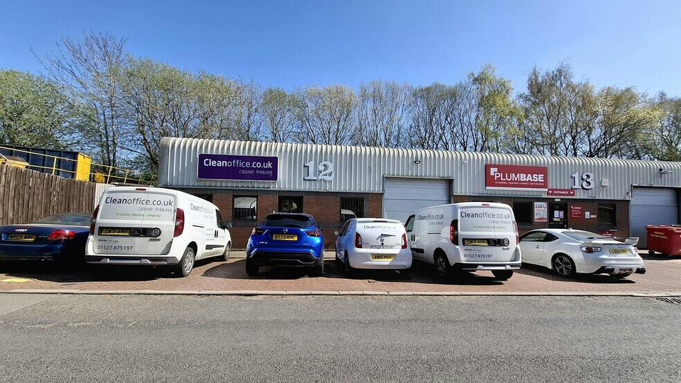 Aston Rd, Bromsgrove à louer - Photo de l’immeuble – Image 1 sur 3