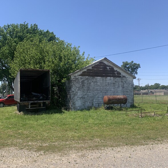 298 Huffman Ave, Portageville, MO à vendre - Photo de l’immeuble – Image 2 sur 10