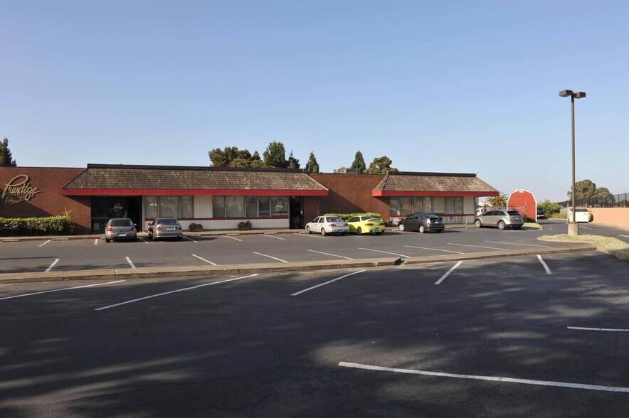 30351 Huntwood Ave, Hayward, CA à vendre - Photo de l’immeuble – Image 3 sur 5