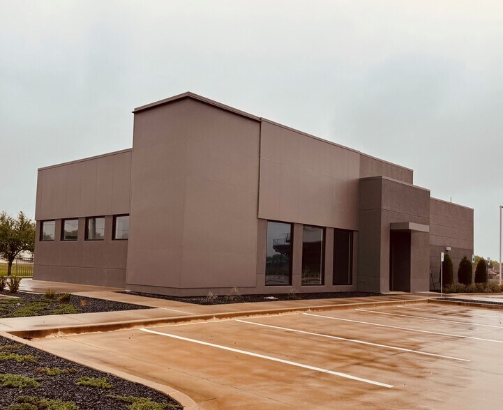 7304 Denton Hwy, Watauga, TX à louer - Photo de l’immeuble – Image 3 sur 18