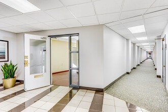 4701 Randolph Rd, Rockville, MD à louer Photo intérieure– Image 1 sur 14