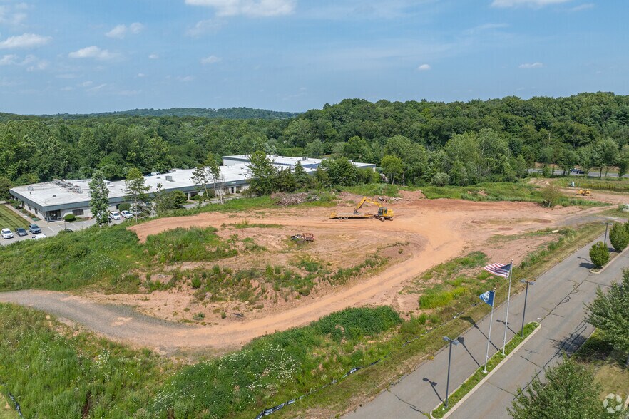 100 Centerpoint, Middletown, CT à vendre - Photo de l’immeuble – Image 3 sur 22