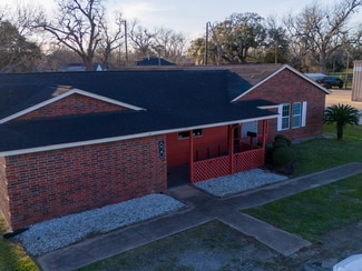 Plus de détails pour 620 Brazosport Blvd N, Clute, TX - Bureau à louer