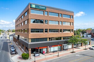 Plus de détails pour 209 Dundas St E, Whitby, ON - Bureau à louer