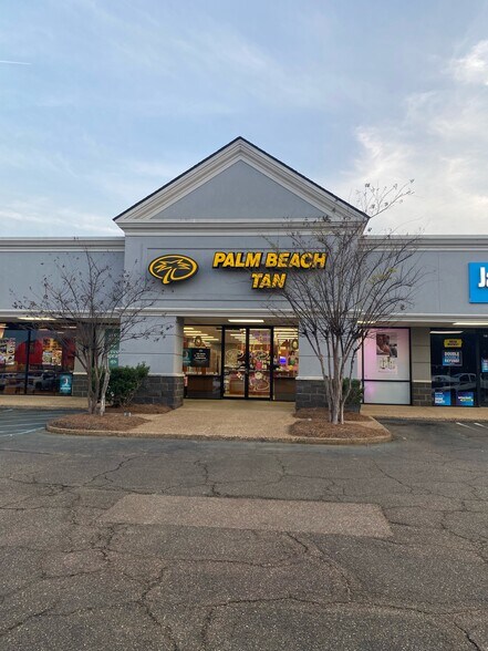 118 Service Dr, Brandon, MS à louer - Photo de l’immeuble – Image 3 sur 8