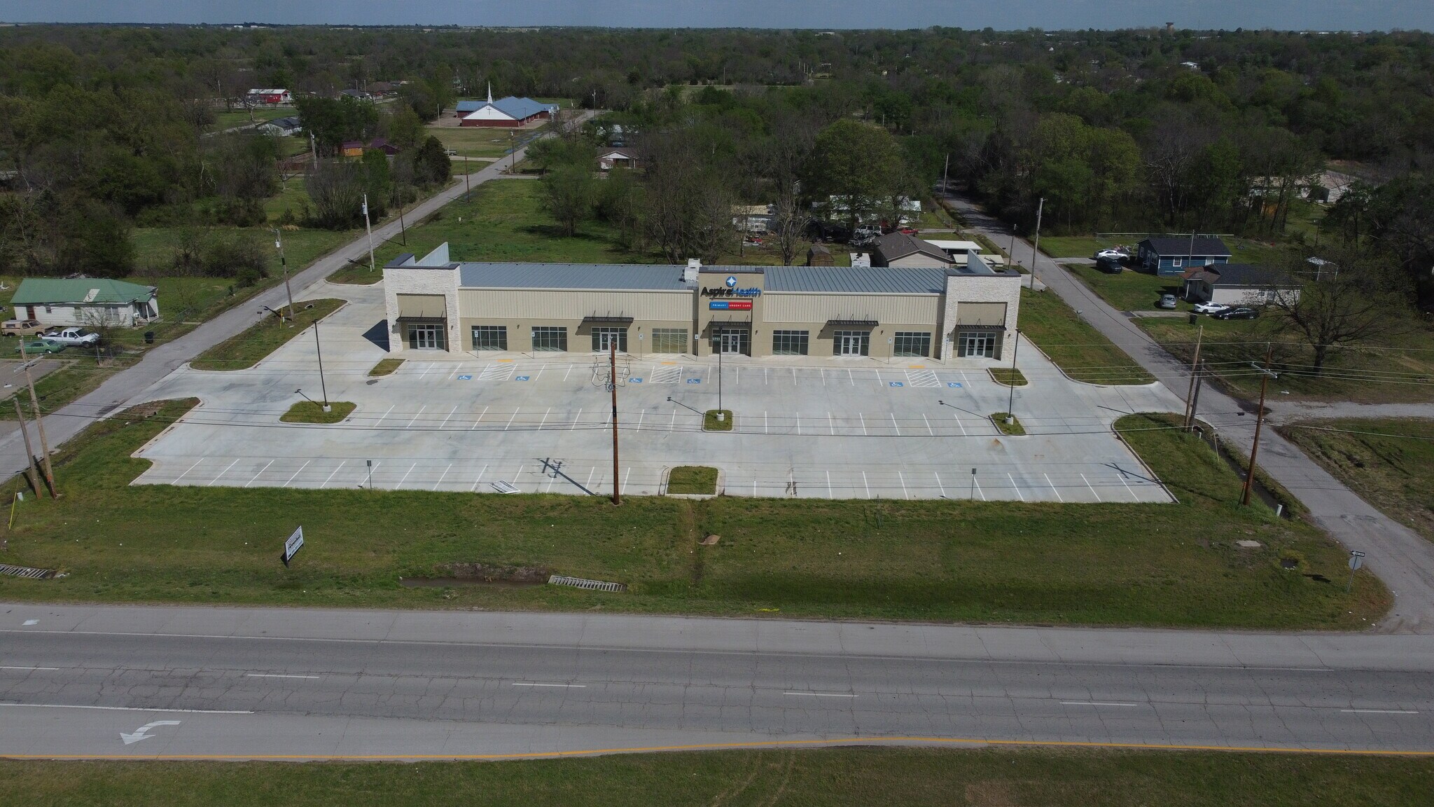 900 Meriweather St, Okmulgee, OK à louer Photo principale– Image 1 sur 17