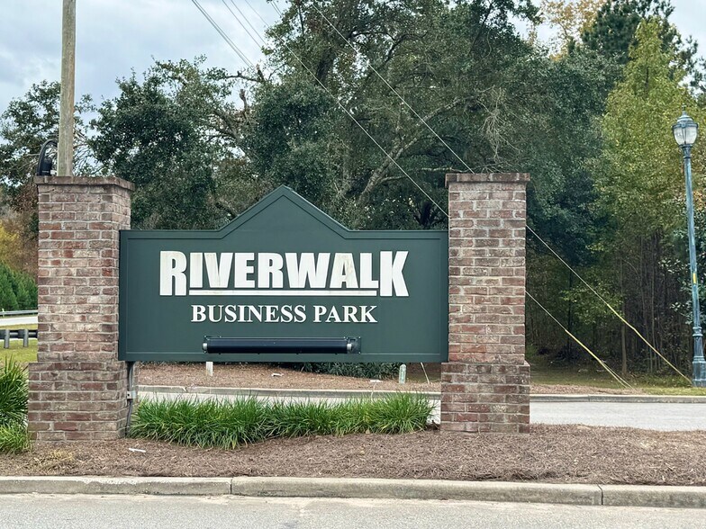 149 Riverwalk Blvd, Ridgeland, SC à vendre - Photo de l’immeuble – Image 3 sur 25