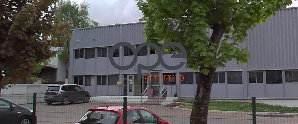 Industriel/Logistique dans Sarcelles à vendre - Photo de l’immeuble – Image 3 sur 3
