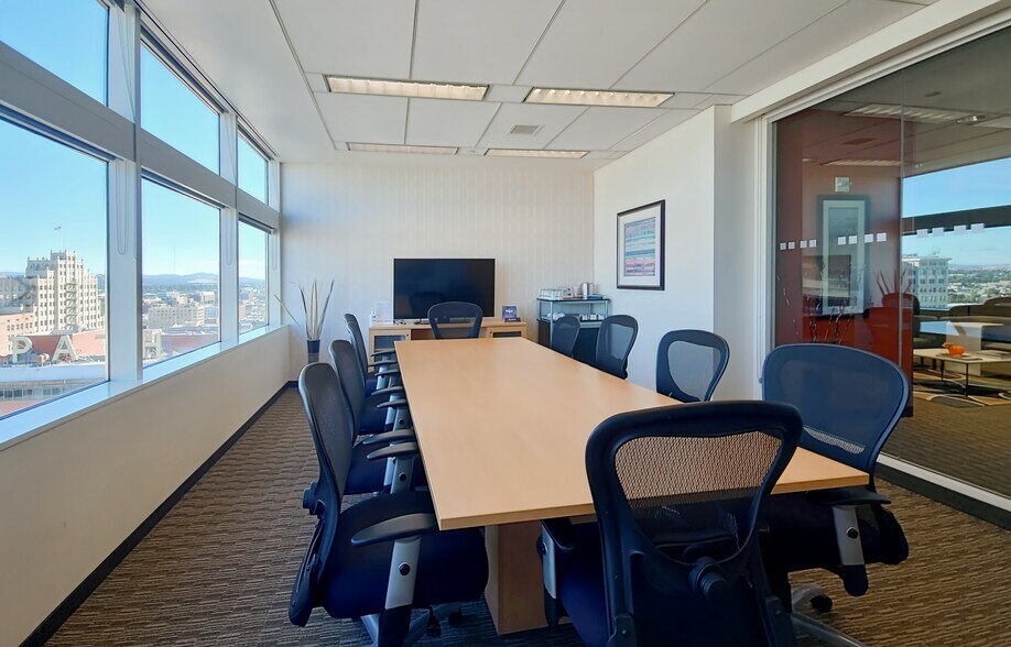 601 W 1st Ave, Spokane, WA à louer - Photo intérieure – Image 2 sur 29