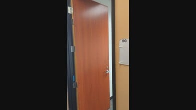 1915 W Orangewood Ave, Orange, CA à louer - Vidéo sur l’annonce professionnelle 