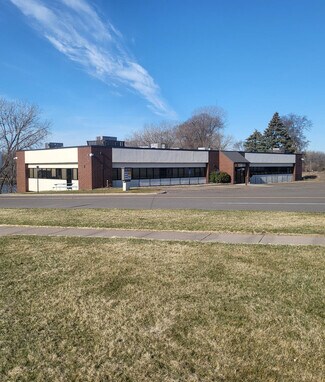 Plus de détails pour 1650 Beam Ave, Maplewood, MN - Bureau à louer