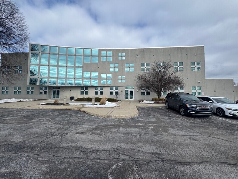 2595 Arlington Ave, Toledo, OH à louer - Photo principale – Image 1 sur 5