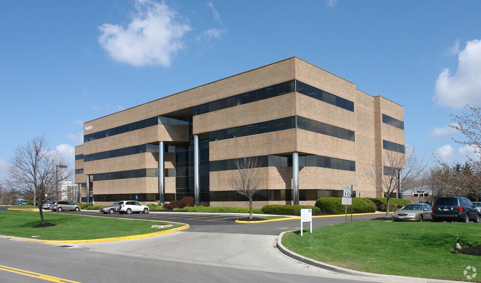 1800 Watermark Dr, Columbus, OH à louer - Photo de l’immeuble – Image 2 sur 14