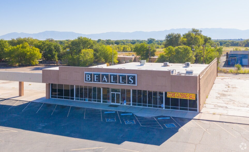 164 Caldwell Ave, Belen, NM à louer - Photo de l’immeuble – Image 2 sur 13